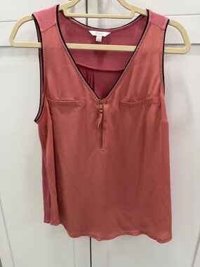 Candie's Coral Pink V-Neck Sleeveless Zip-Front Top L